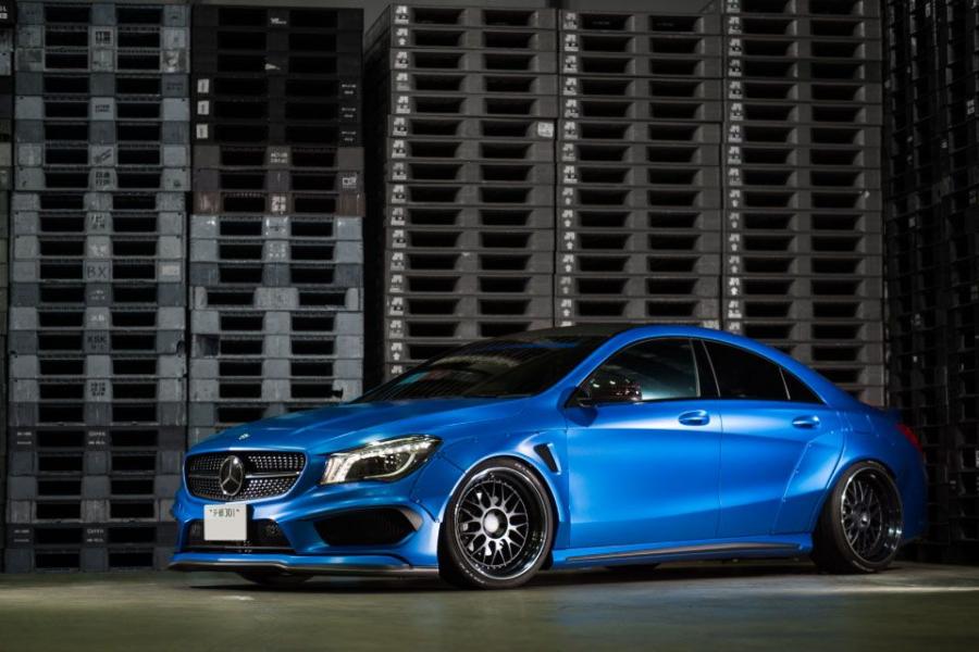  Mercedes-Benz CLA-Class by Liberty Walk 2015 года  (фото 12 из 14)